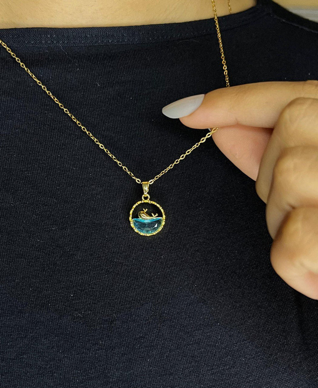 Blue sea symphony necklace