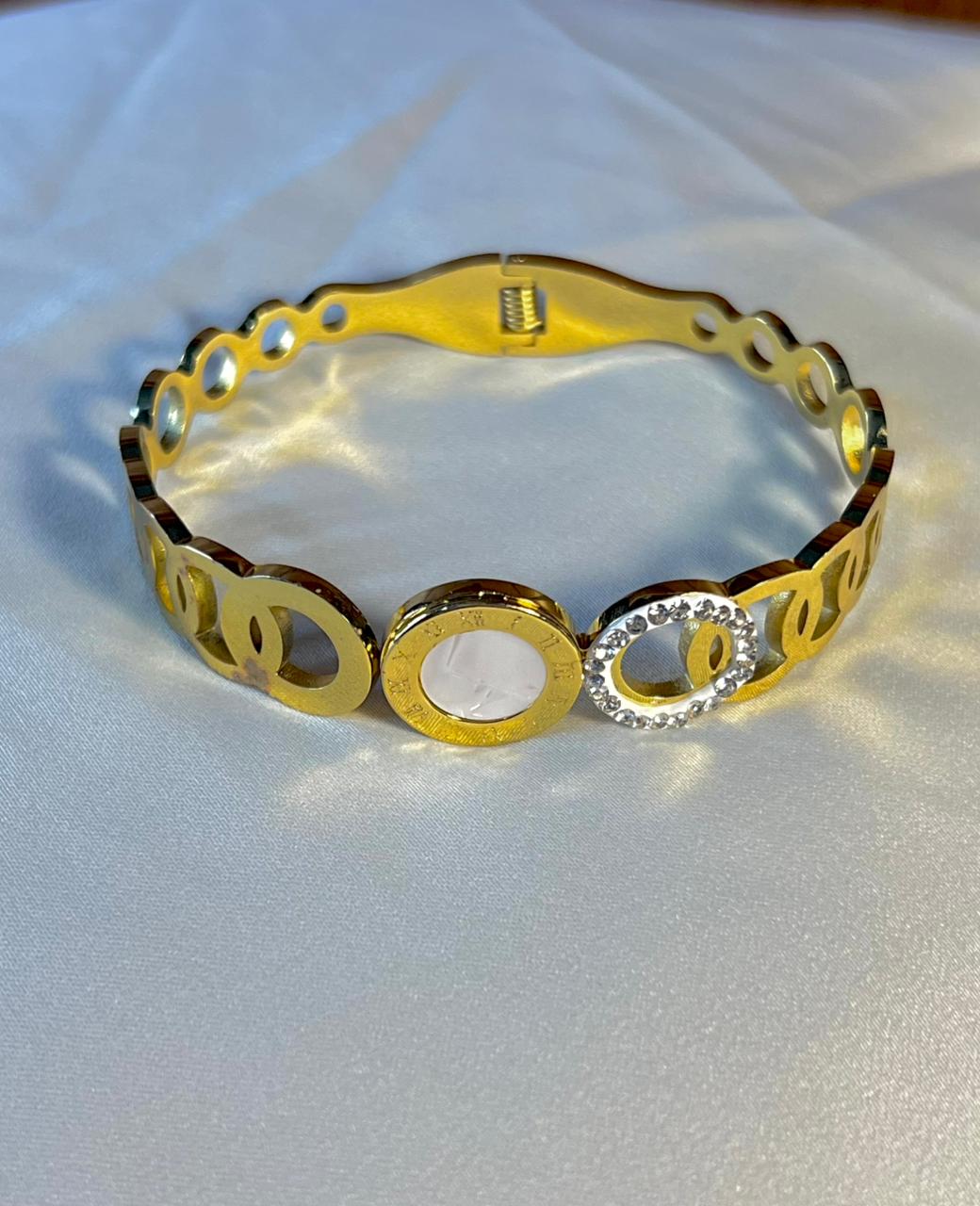 Loop Harmony Bracelet