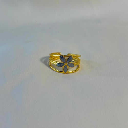 Black Bloom Ring