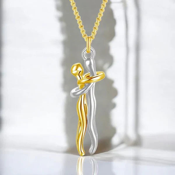 Hug Me Necklace